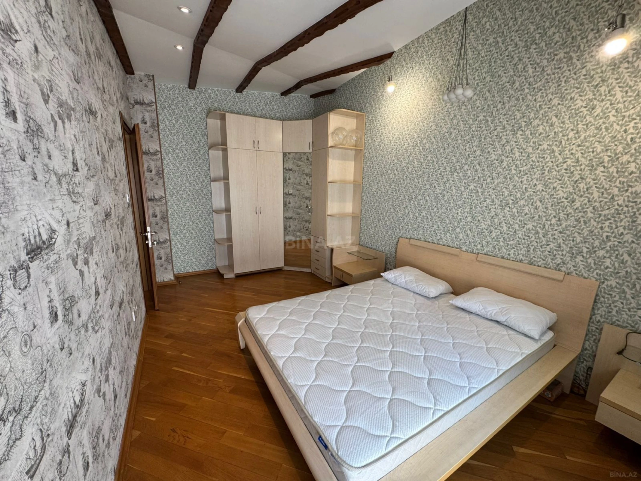 Kirayə verilir 6 otaqlı mənzil 250 m²