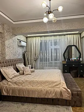 Satılır 2 otaqlı mənzil 95 m²