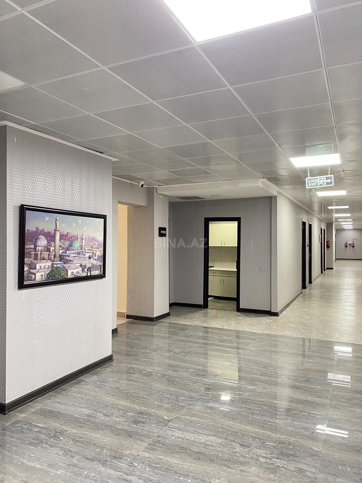 Kirayə verilir 1 otaqlı ofis 32 m²