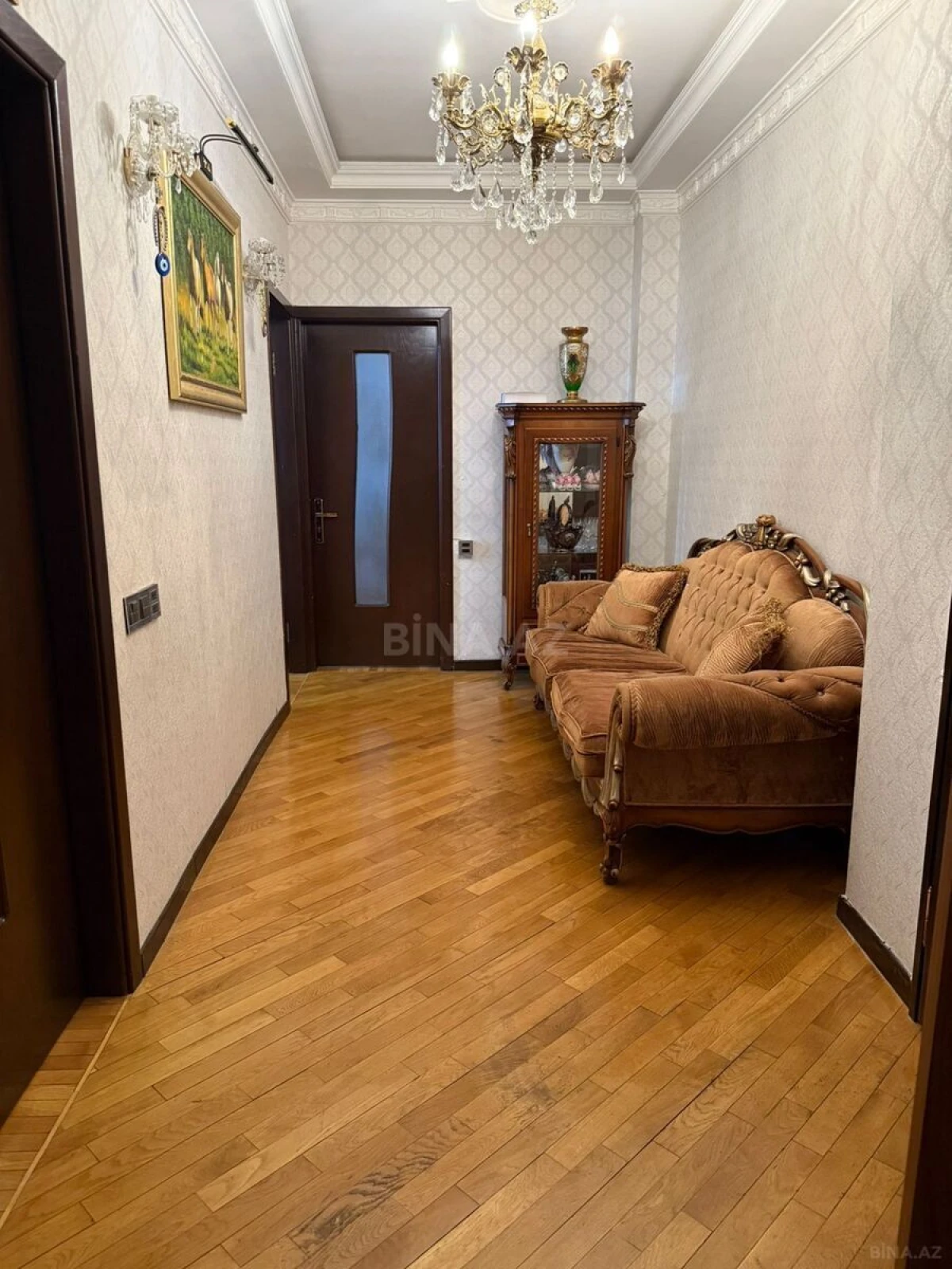 Satılır 3 otaqlı mənzil 105 m²