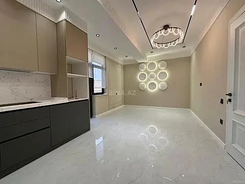 Satılır 4 otaqlı mənzil 137 m²