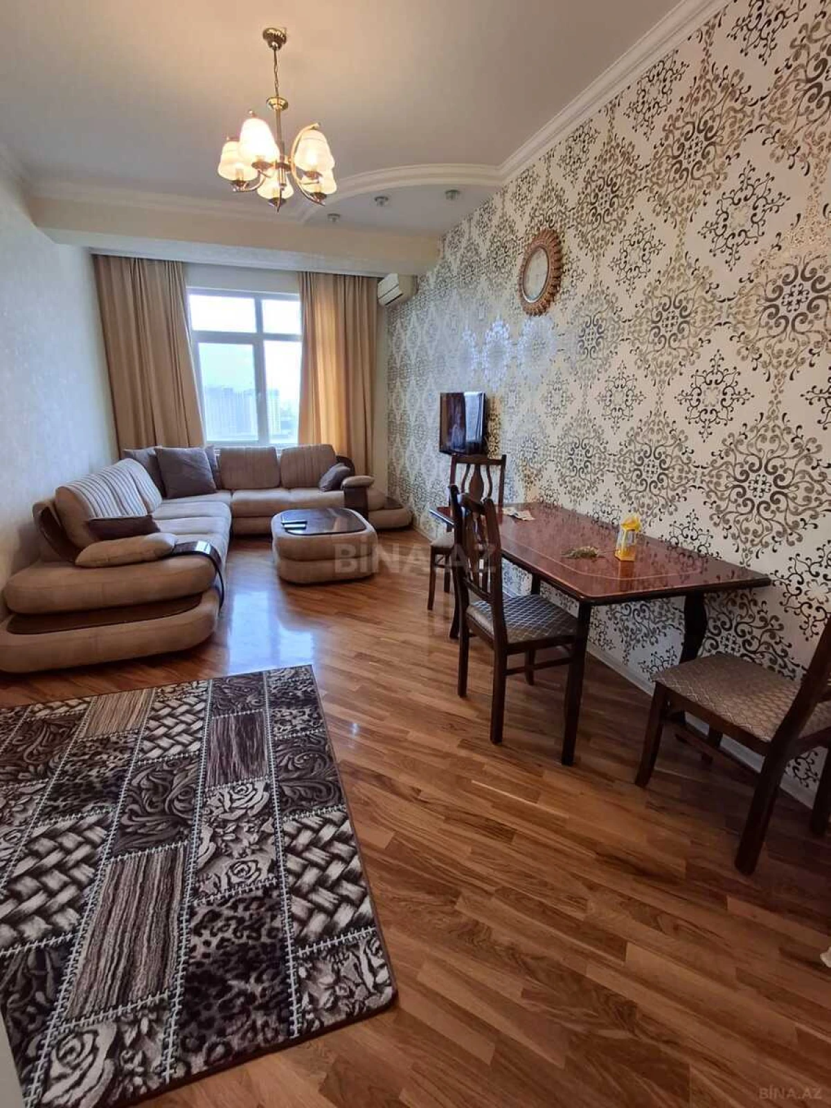 Kirayə verilir 2 otaqlı mənzil 67 m²