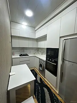 Kirayə verilir 3 otaqlı mənzil 90 m²