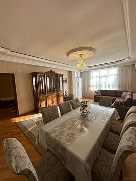 Kirayə verilir 3 otaqlı mənzil 90 m² — Bakı 3 otaq 90.00 m²