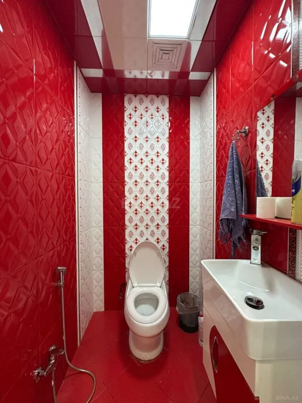 Satılır 3 otaqlı mənzil 130 m²