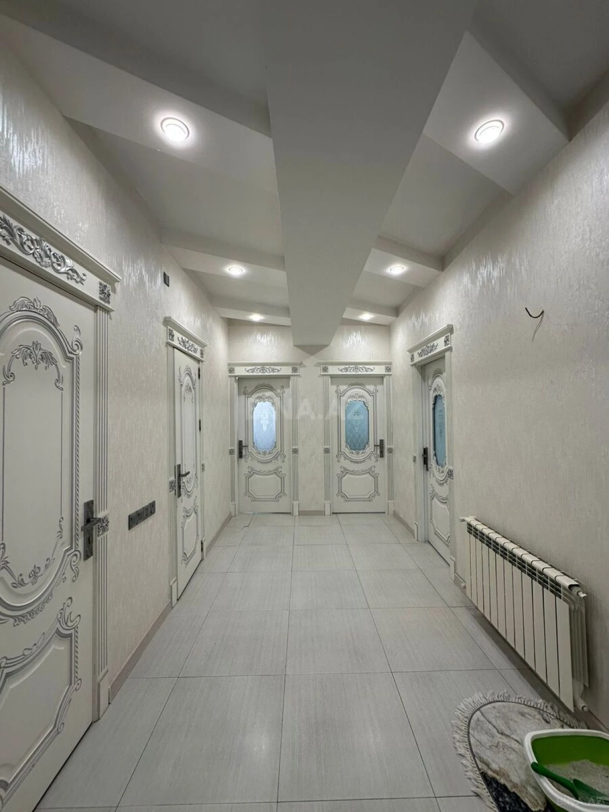 Satılır 3 otaqlı mənzil 130 m²