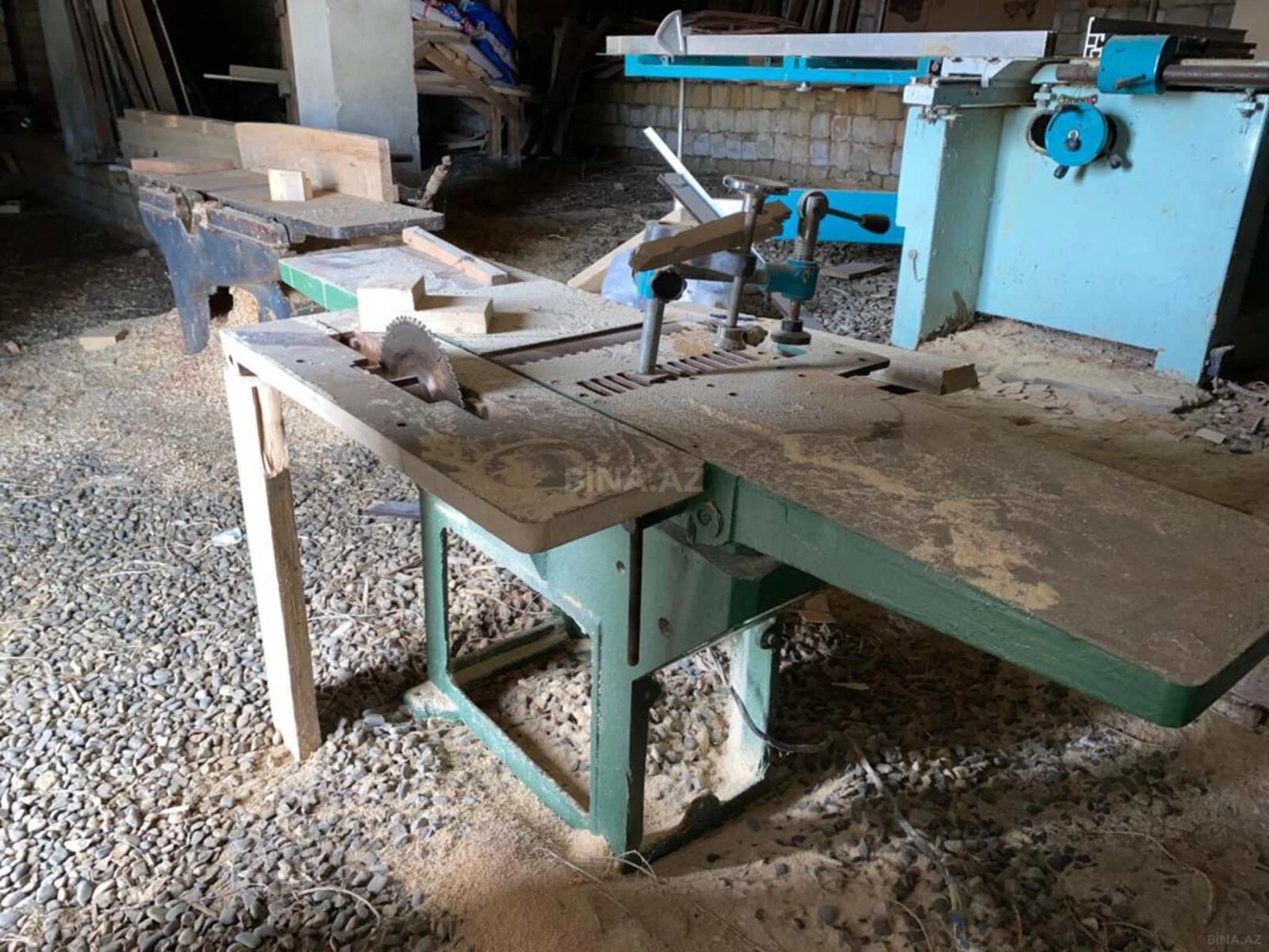 Kirayə verilir obyekt 300 m²