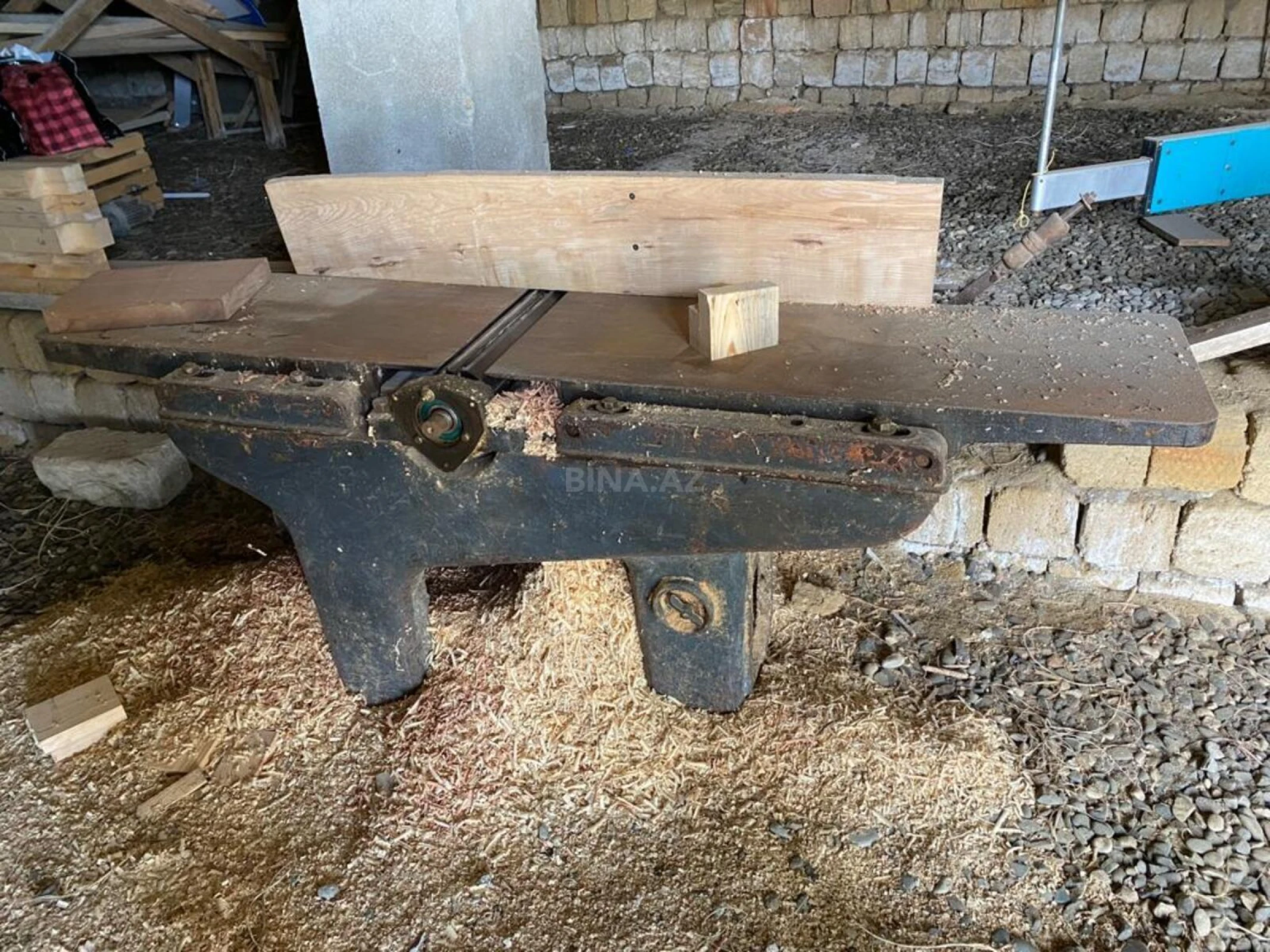 Kirayə verilir obyekt 300 m²