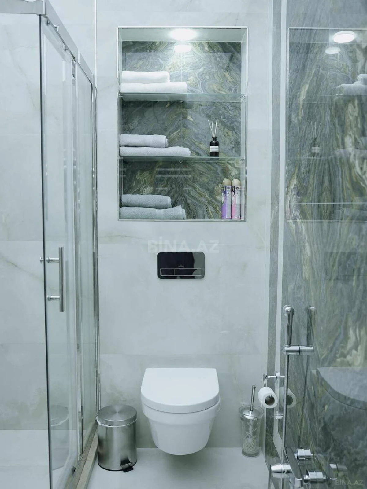 Kirayə verilir 2 otaqlı mənzil 65 m²