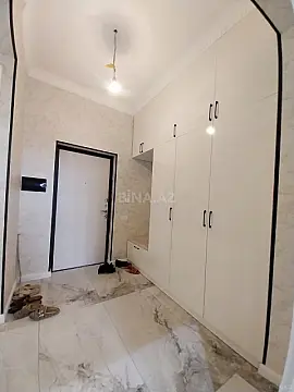 Kirayə verilir 2 otaqlı mənzil 65 m²