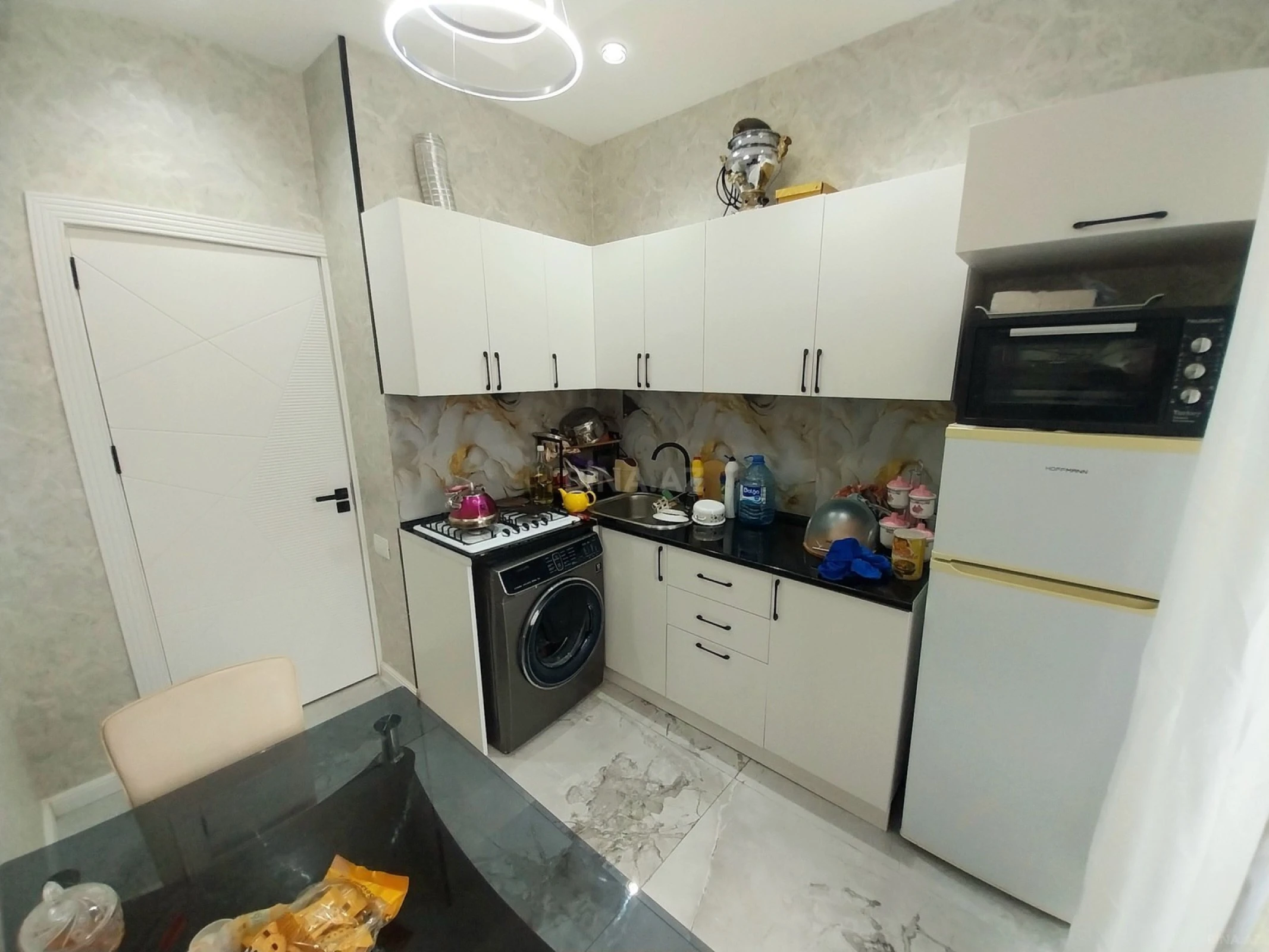 Kirayə verilir 2 otaqlı mənzil 65 m²