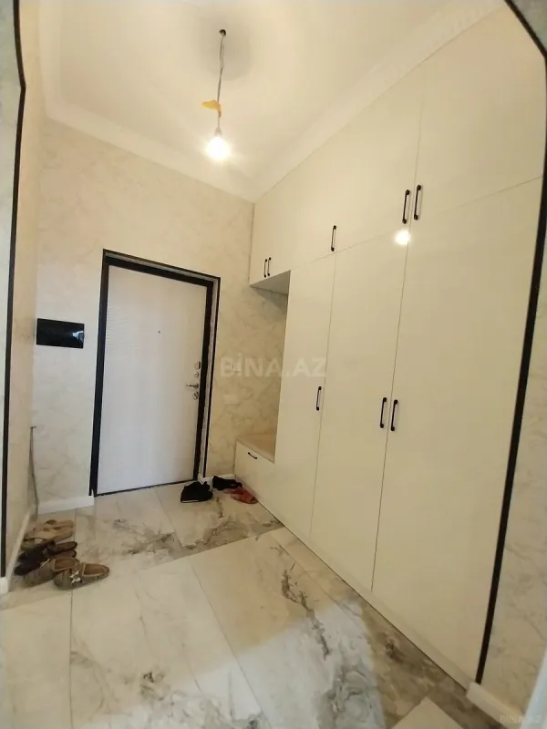 Kirayə verilir 2 otaqlı mənzil 65 m²