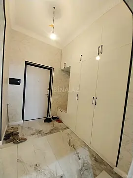 Kirayə verilir 2 otaqlı mənzil 65 m²