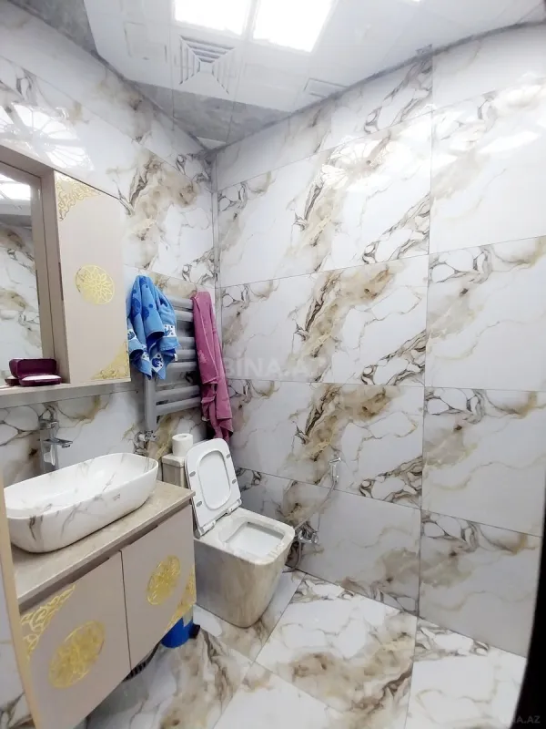Kirayə verilir 2 otaqlı mənzil 65 m²