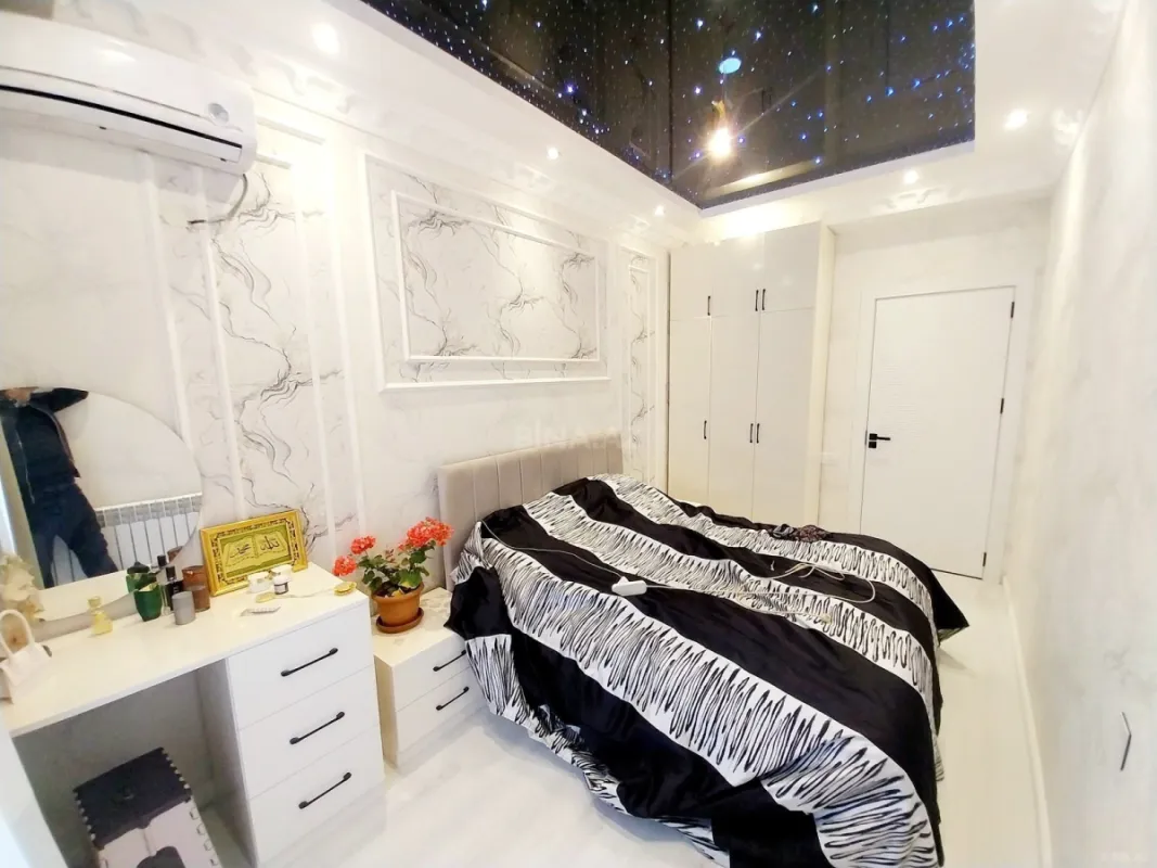 Kirayə verilir 2 otaqlı mənzil 65 m²