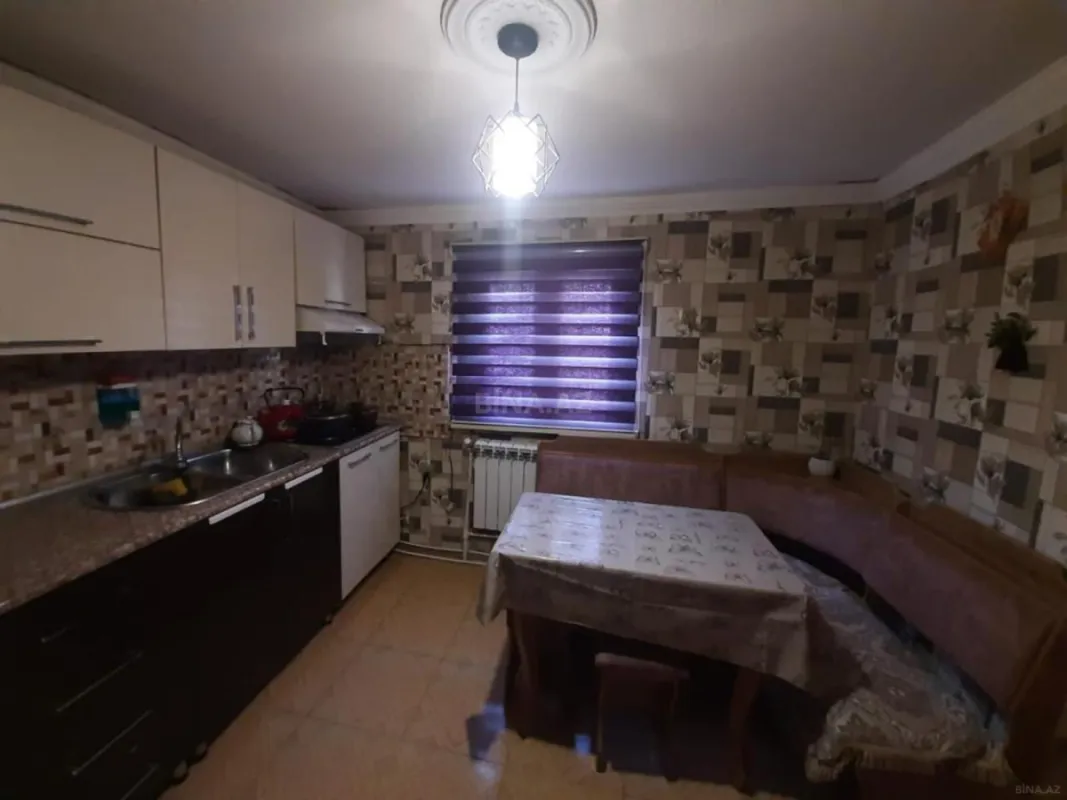 Satılır 4 otaqlı həyət evi 100 m²