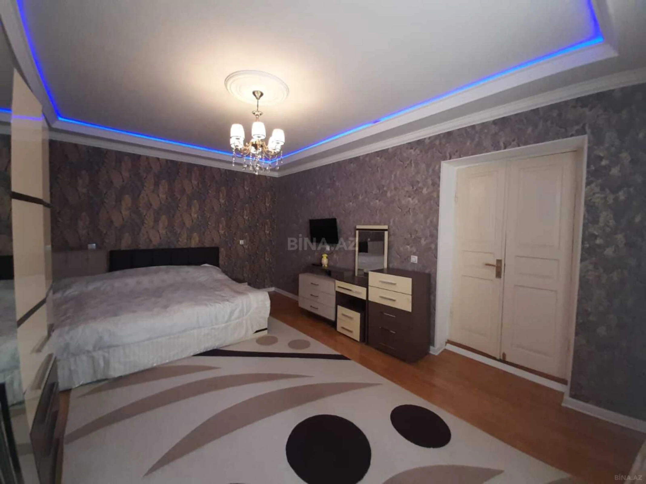 Satılır 4 otaqlı həyət evi 100 m²