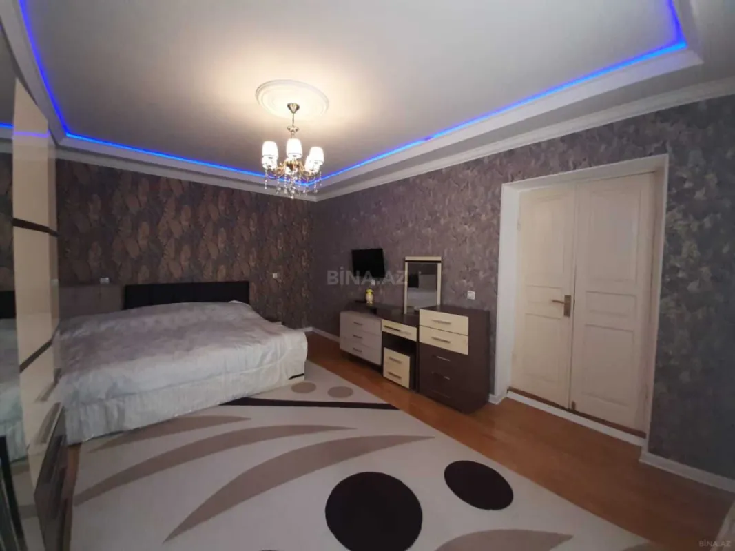 Satılır 4 otaqlı həyət evi 100 m²