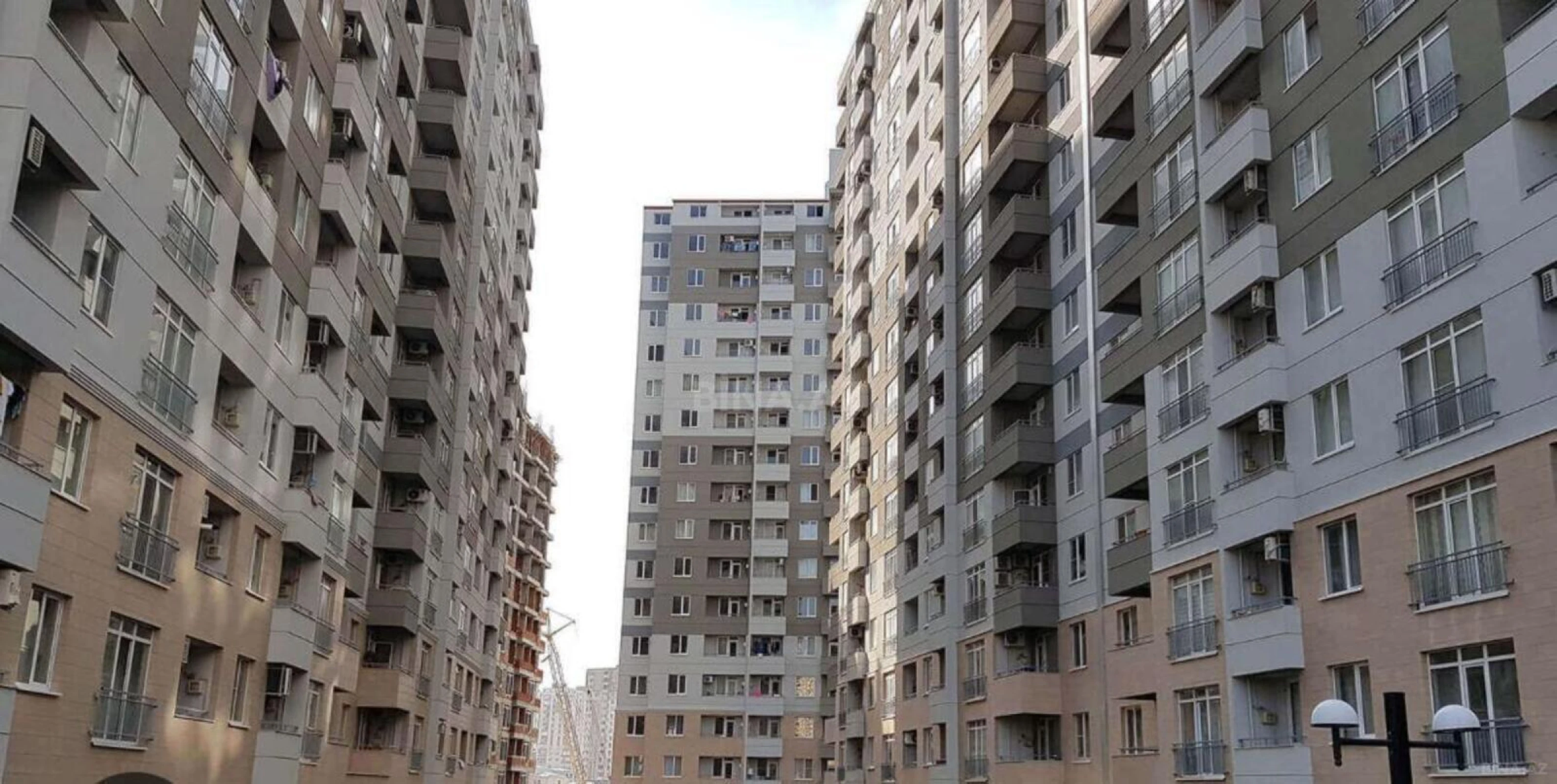 Kirayə verilir 2 otaqlı mənzil 53 m²