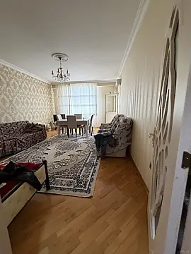 Kirayə verilir 2 otaqlı mənzil 83 m²
