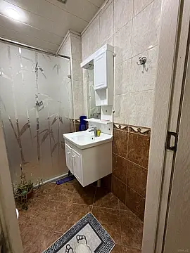 Kirayə verilir 2 otaqlı mənzil 83 m²