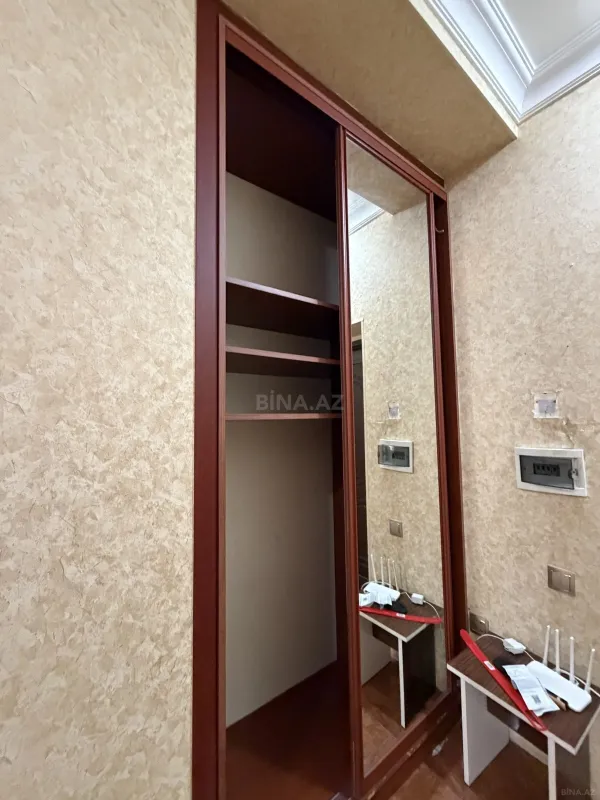 Kirayə verilir 2 otaqlı mənzil 83 m²
