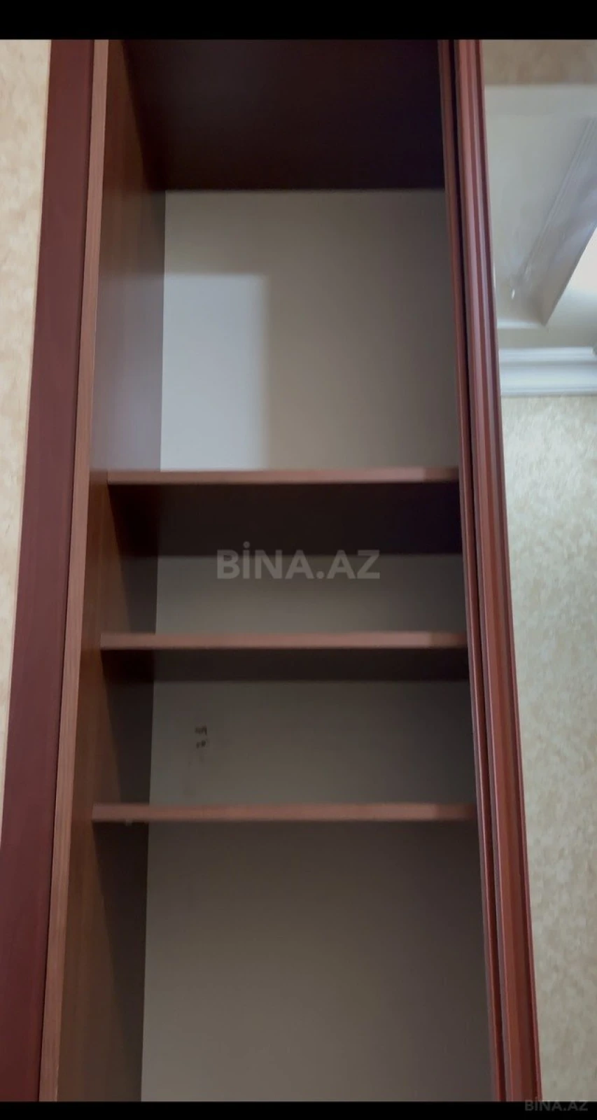 Kirayə verilir 2 otaqlı mənzil 83 m²