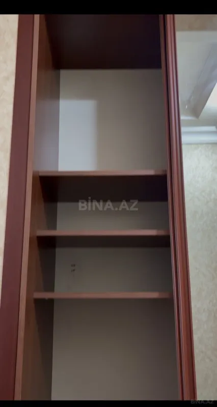 Kirayə verilir 2 otaqlı mənzil 83 m²
