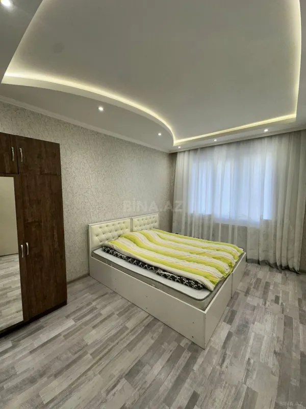 Kirayə verilir 2 otaqlı mənzil 75 m²