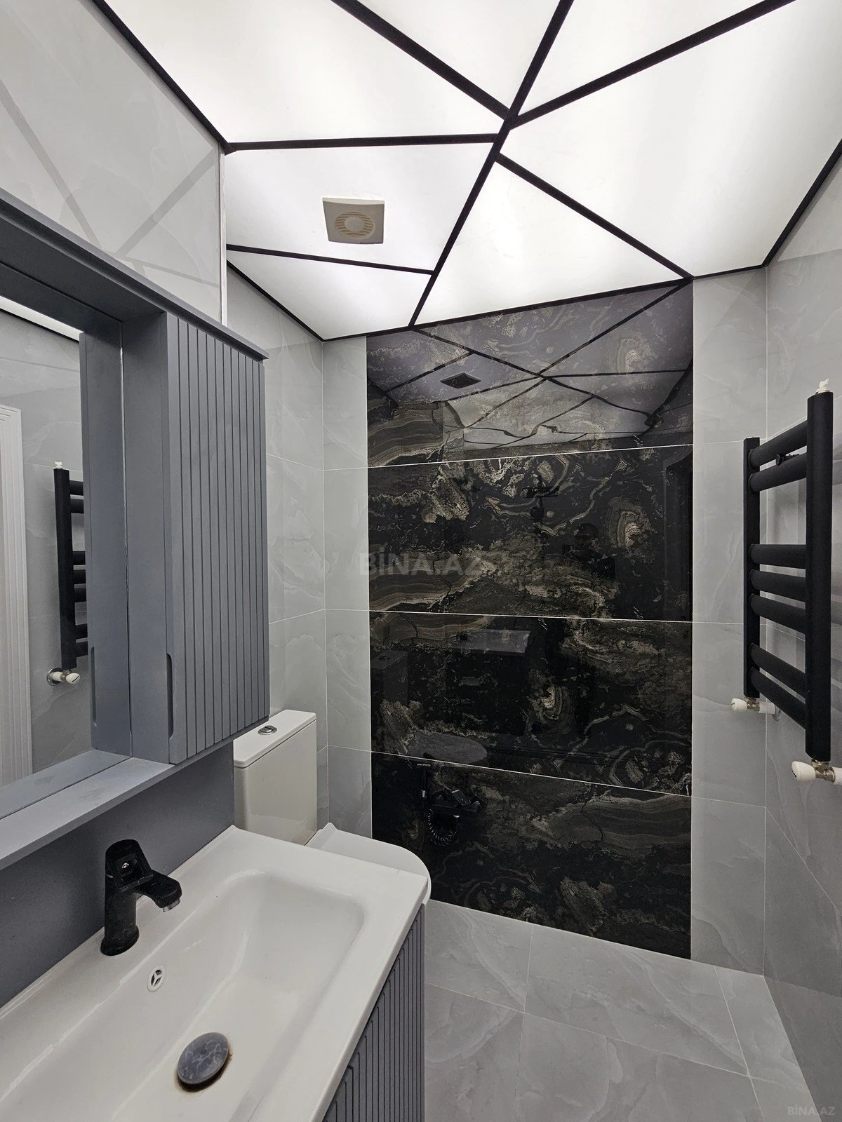 Satılır 3 otaqlı mənzil 90 m²