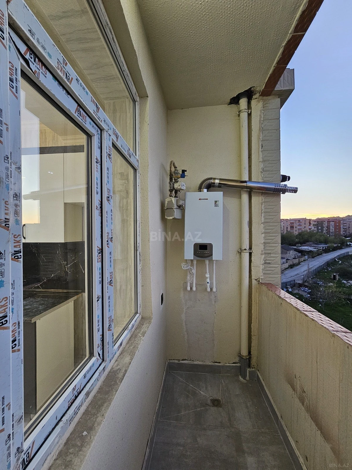 Satılır 3 otaqlı mənzil 90 m²