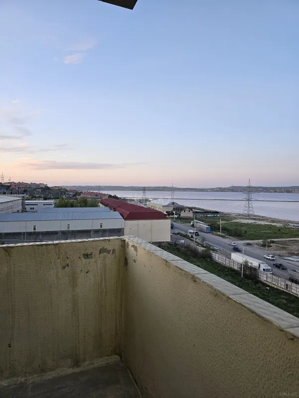 Satılır 3 otaqlı mənzil 90 m²