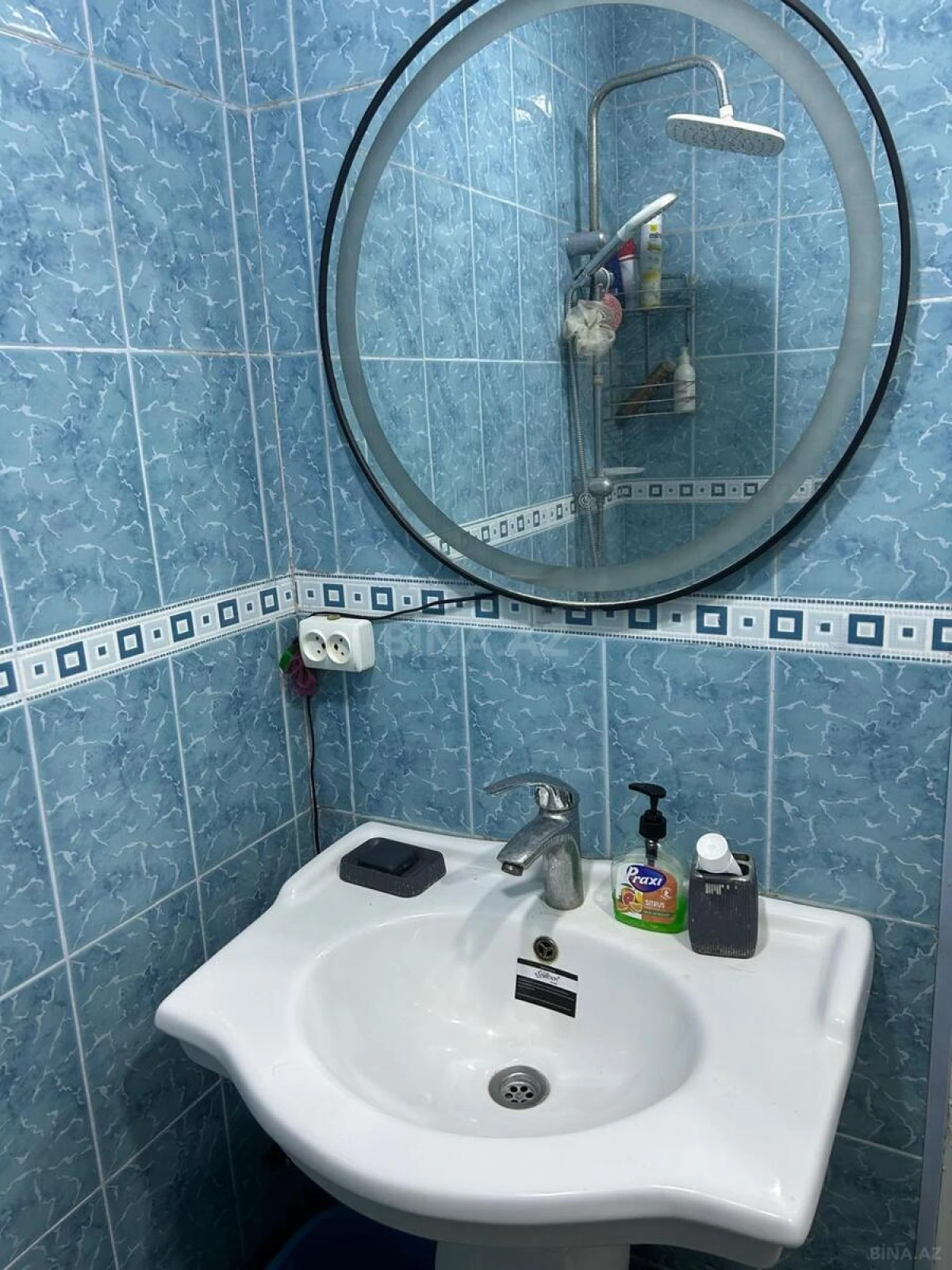 Kirayə verilir 1 otaqlı mənzil 60 m²