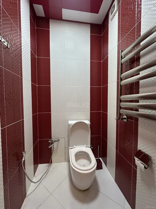 Kirayə verilir 2 otaqlı mənzil 90 m²