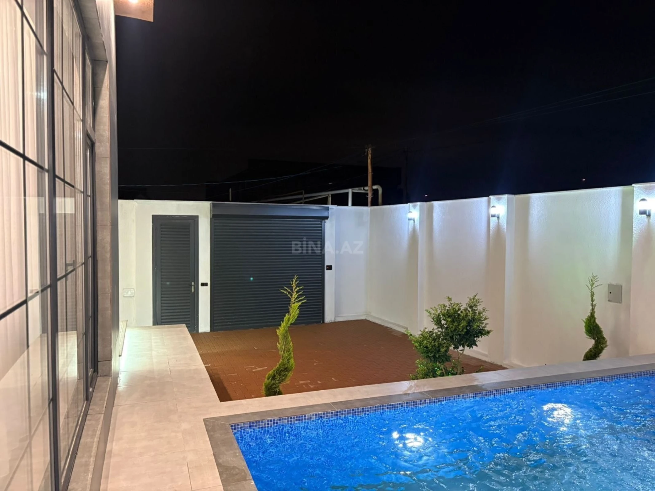 Satılır 5 otaqlı həyət evi 202 m²