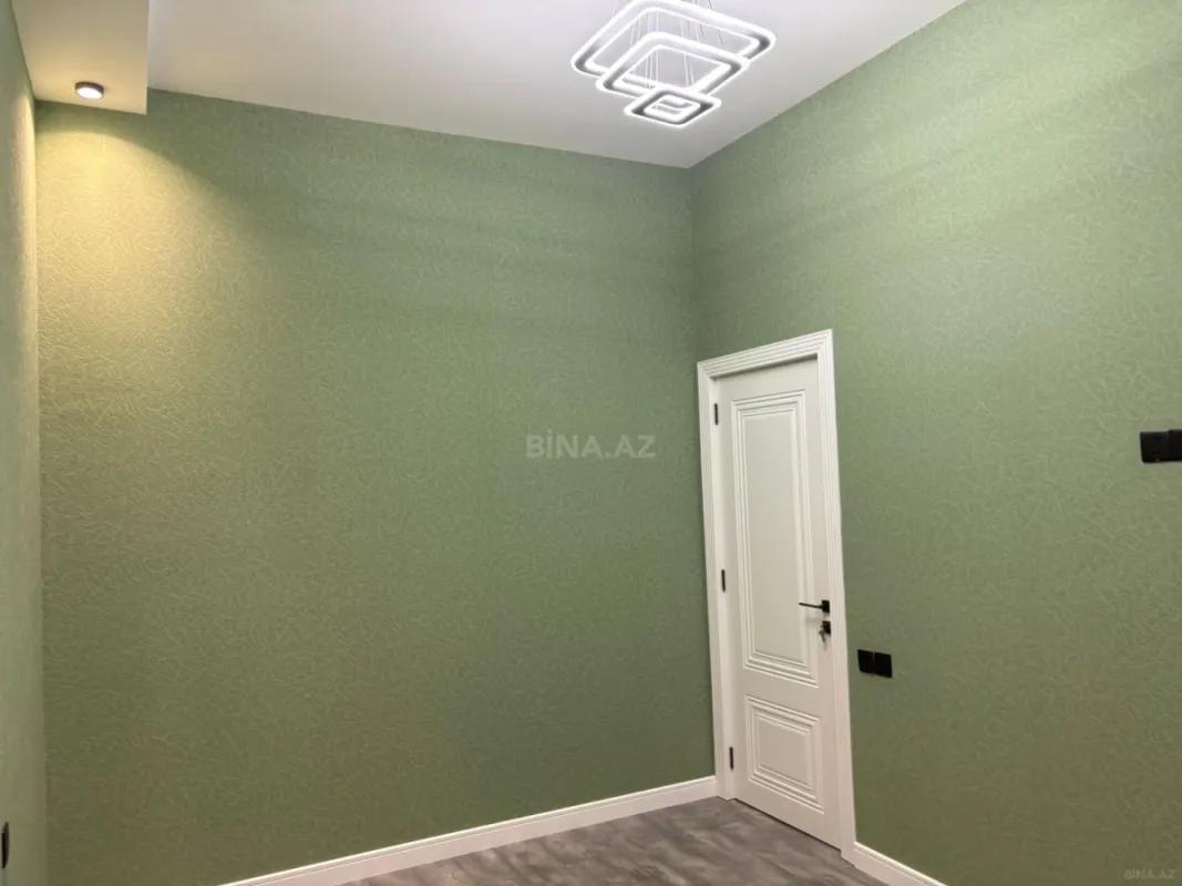 Satılır 5 otaqlı həyət evi 202 m²