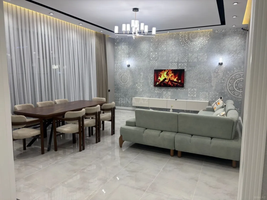Satılır 5 otaqlı həyət evi 202 m²