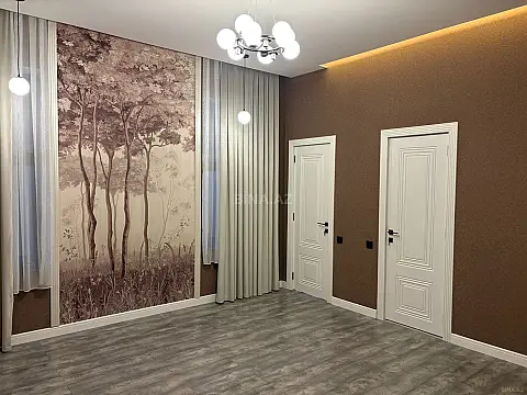 Satılır 5 otaqlı həyət evi 202 m²