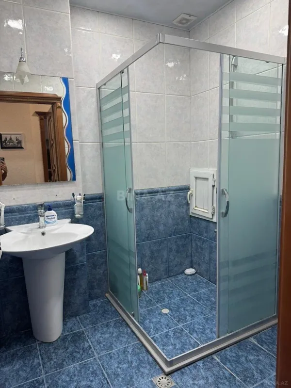 Satılır 2 otaqlı mənzil 87 m²
