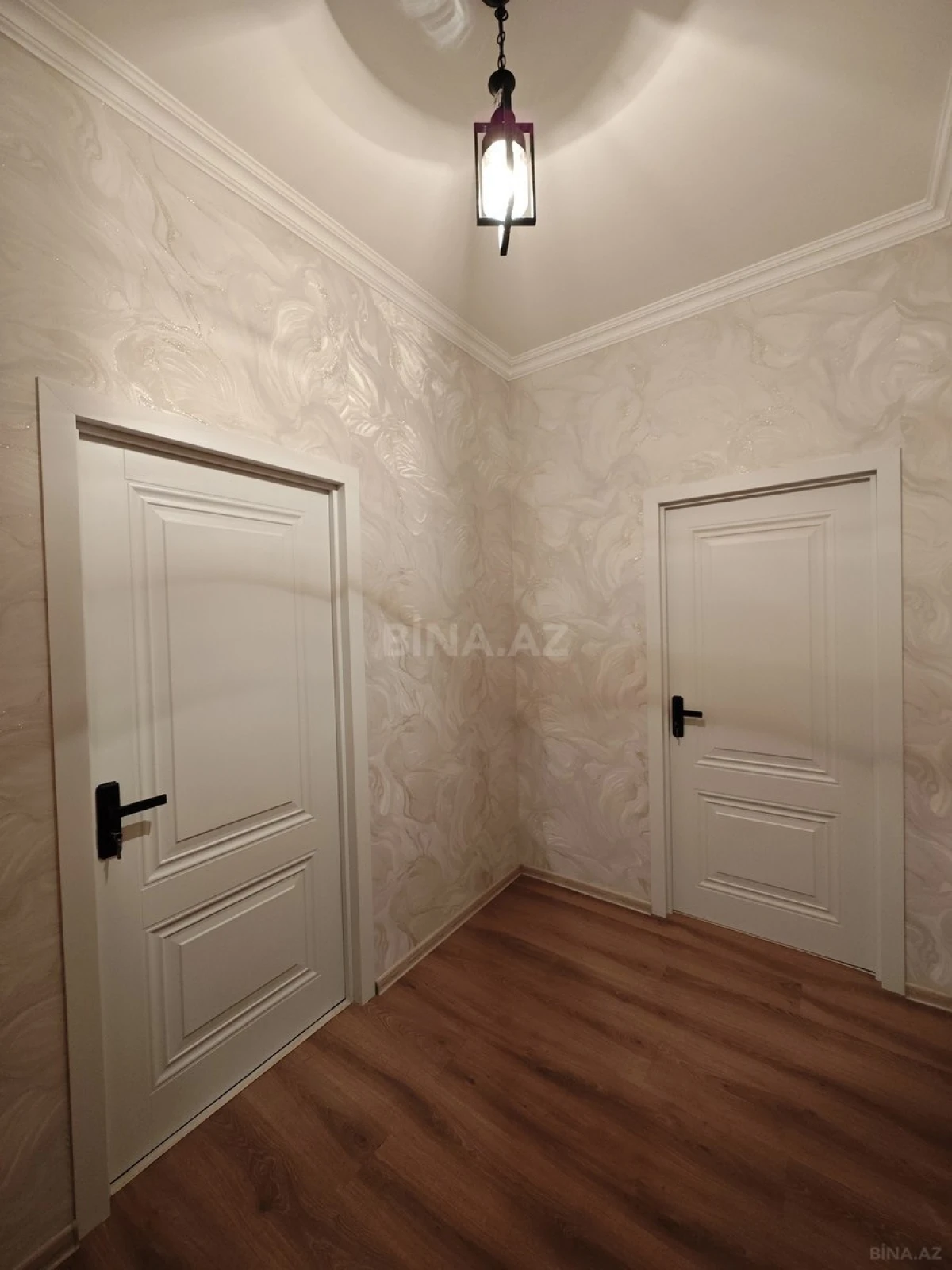 Satılır 2 otaqlı mənzil 52 m²