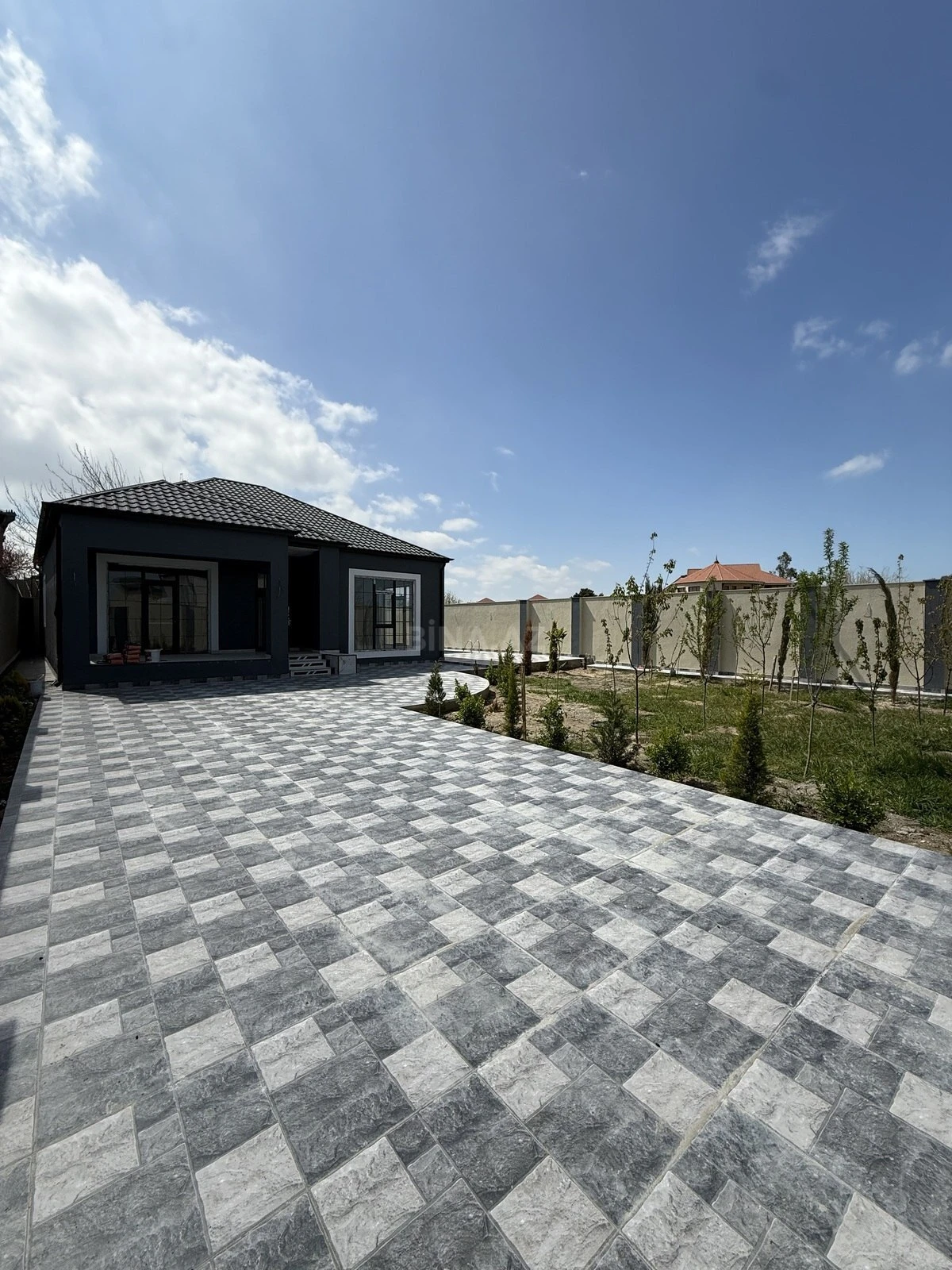 Satılır 3 otaqlı həyət evi 125 m²