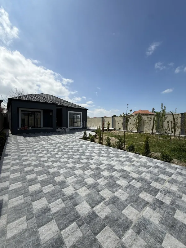 Satılır 3 otaqlı həyət evi 125 m²