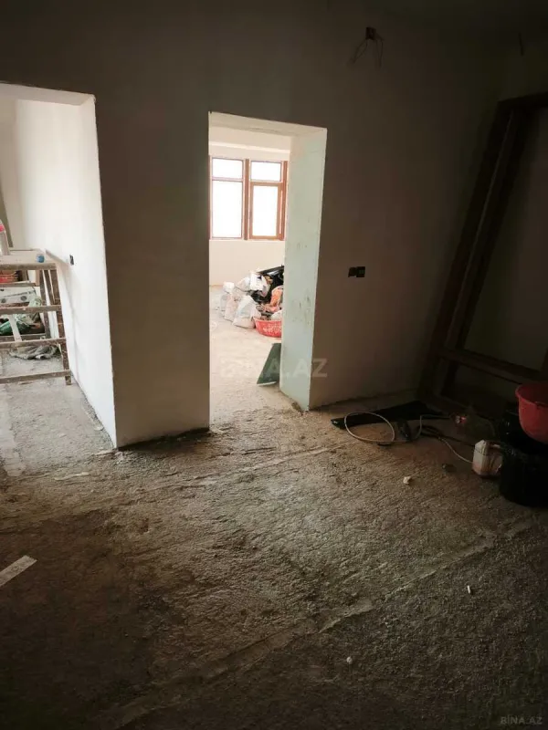 Satılır 3 otaqlı mənzil 190 m²