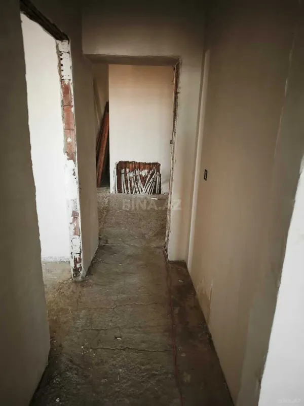 Satılır 3 otaqlı mənzil 190 m²