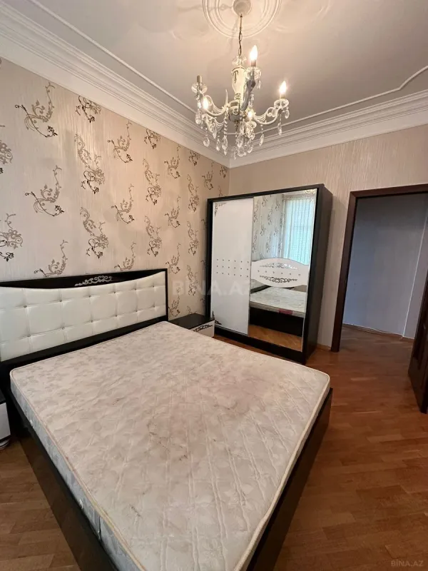 Kirayə verilir 2 otaqlı mənzil 92 m²