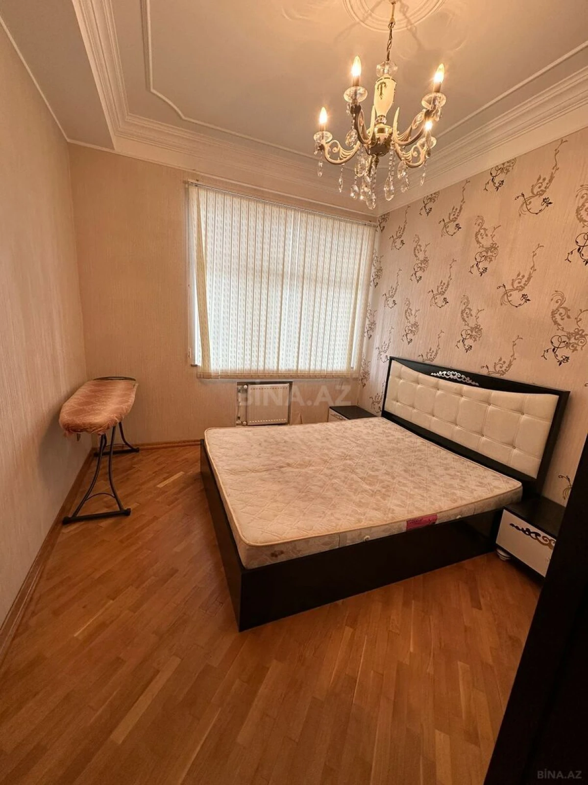 Kirayə verilir 2 otaqlı mənzil 92 m²