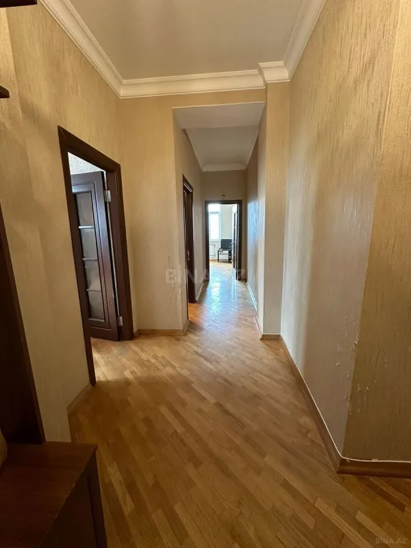 Kirayə verilir 2 otaqlı mənzil 92 m²