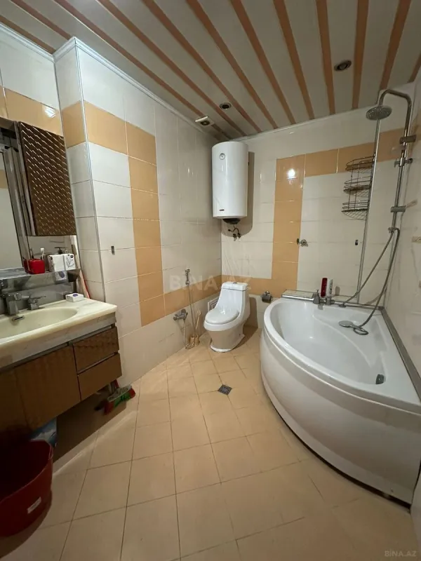 Kirayə verilir 2 otaqlı mənzil 92 m²