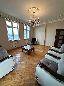 Kirayə verilir 2 otaqlı mənzil 92 m² — Bakı, Nərimanov 2 otaq 92.00 m²
