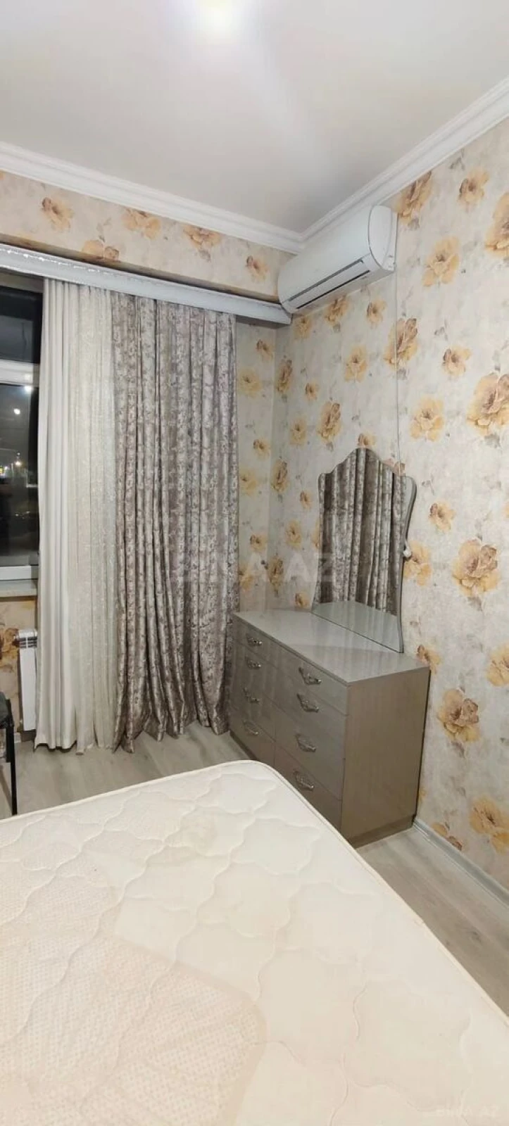 Kirayə verilir 2 otaqlı mənzil 60 m²